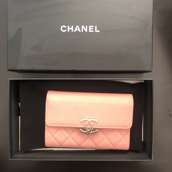 Chanel Caviar pink flap wallet - Picture 3 of 10